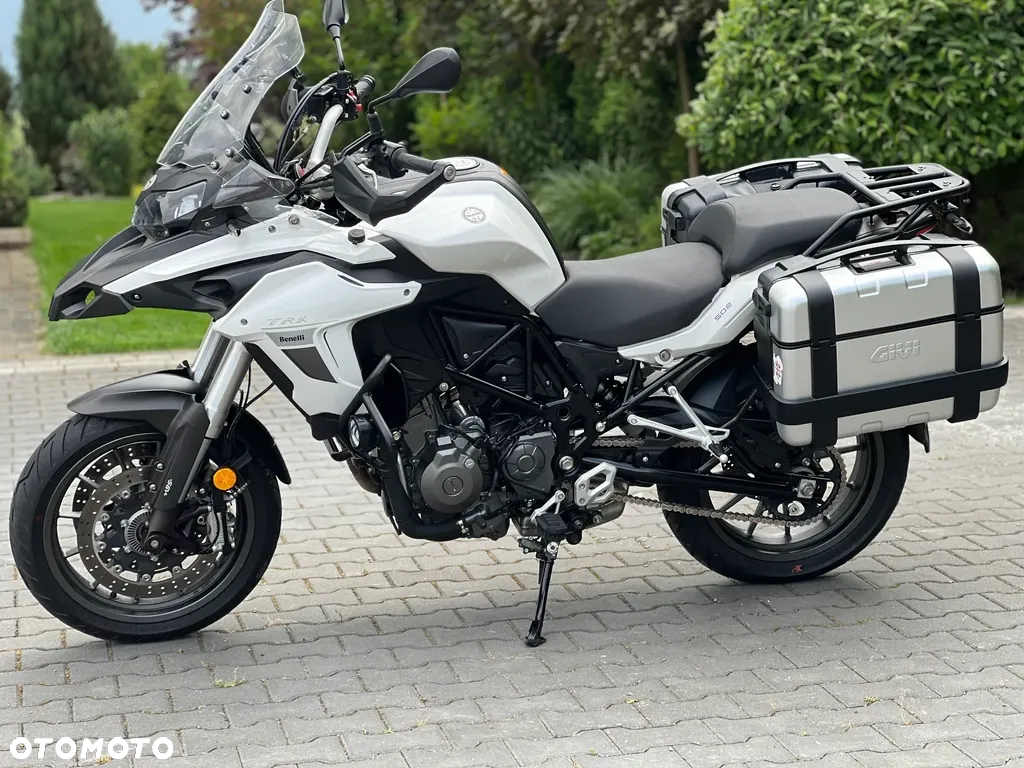 Benelli TRK 502 - 5