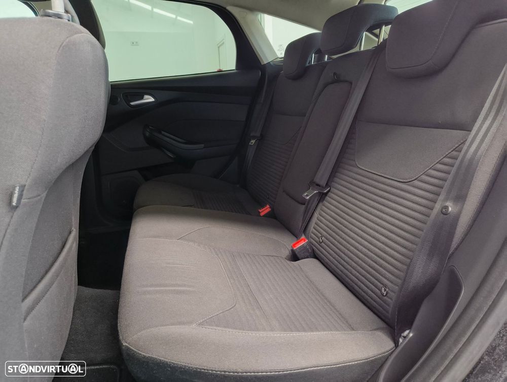 Ford Focus 1.5 TDCi Titanium - 19