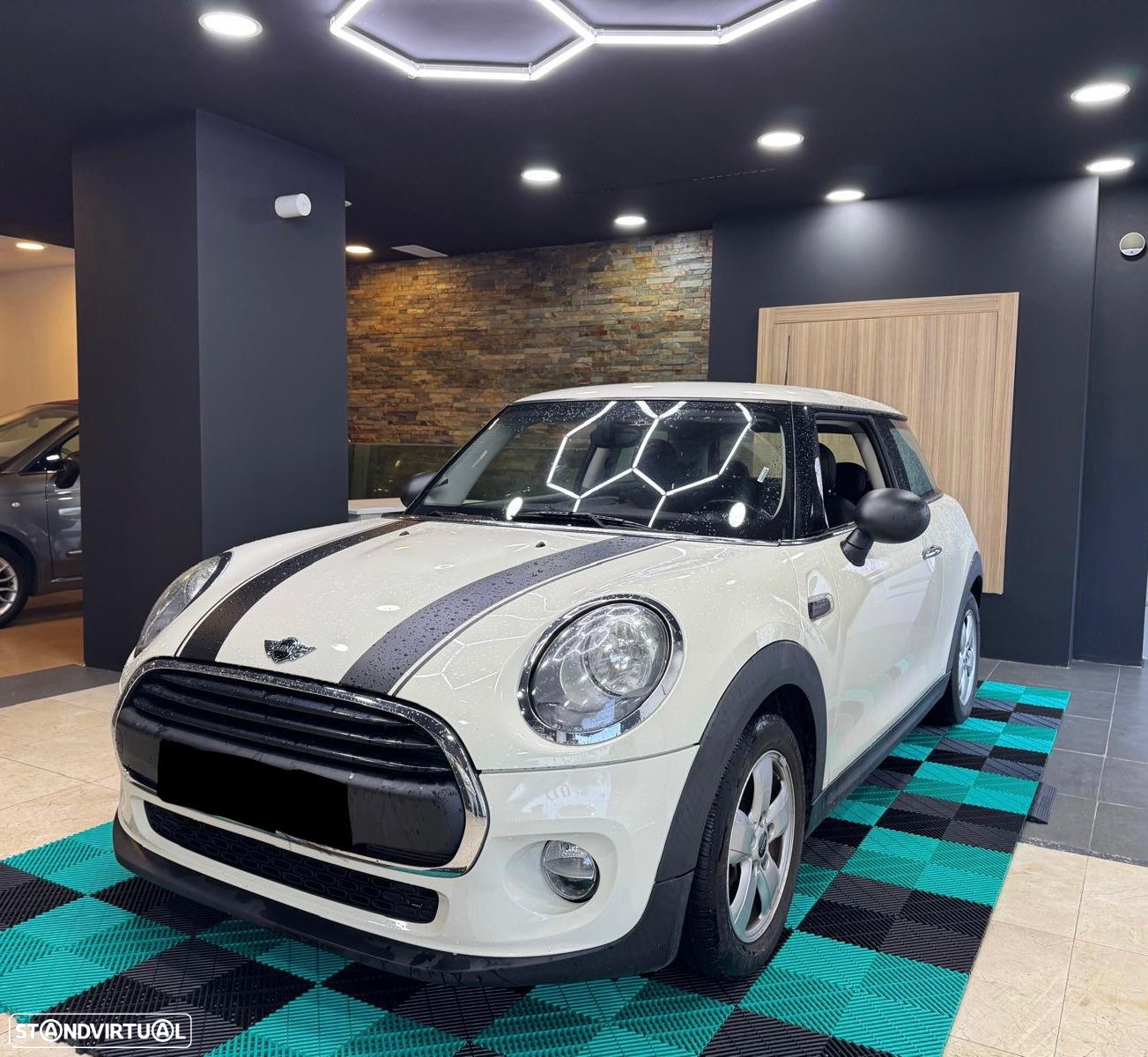 MINI 3 Portas One - 3