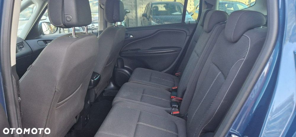 Opel Zafira - 29