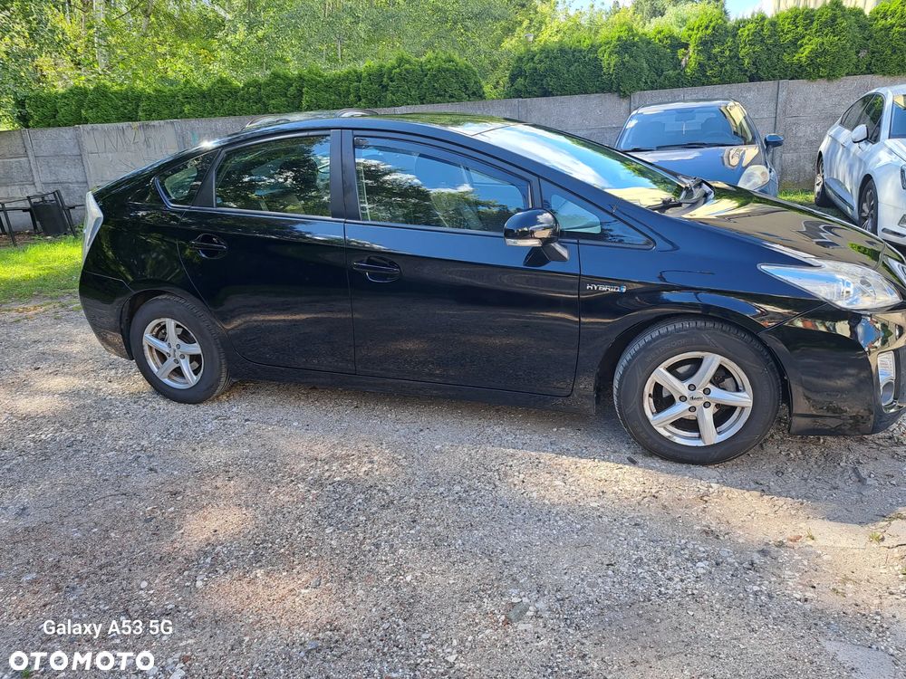Toyota Prius - 3