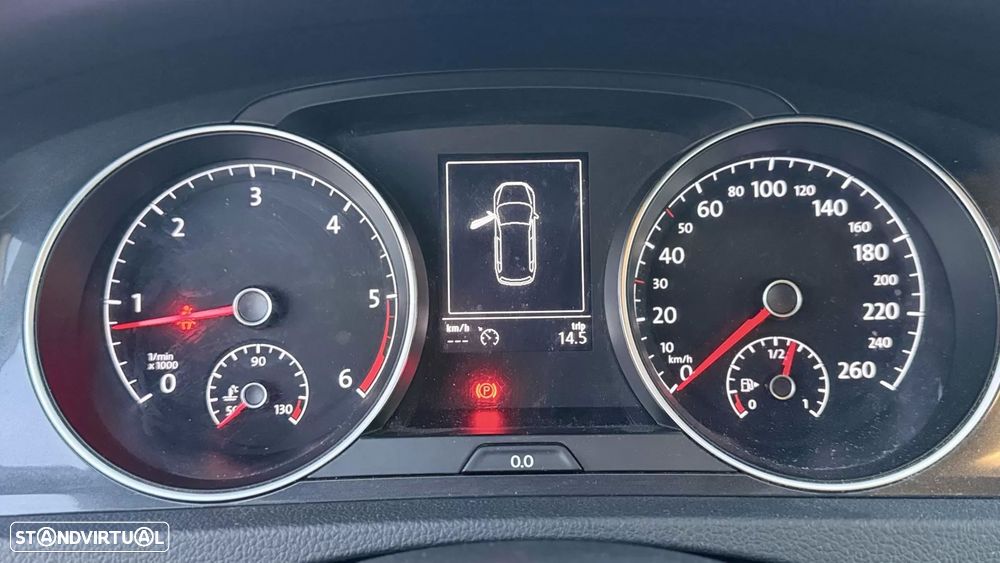 VW Golf Variant 1.6 TDi Highline - 29