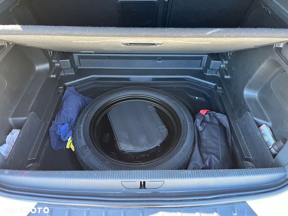 Opel Grandland X 1.6 T Elite S&S - 29