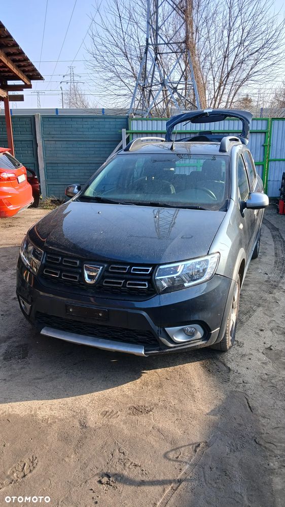 Dacia Sandero Sepway II lift 17- materiał siedzisko fotel lewy
