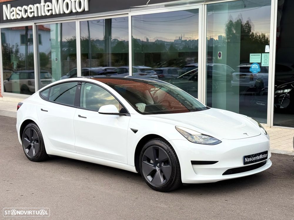 Tesla Model 3 Standard Range Plus RWD - 3