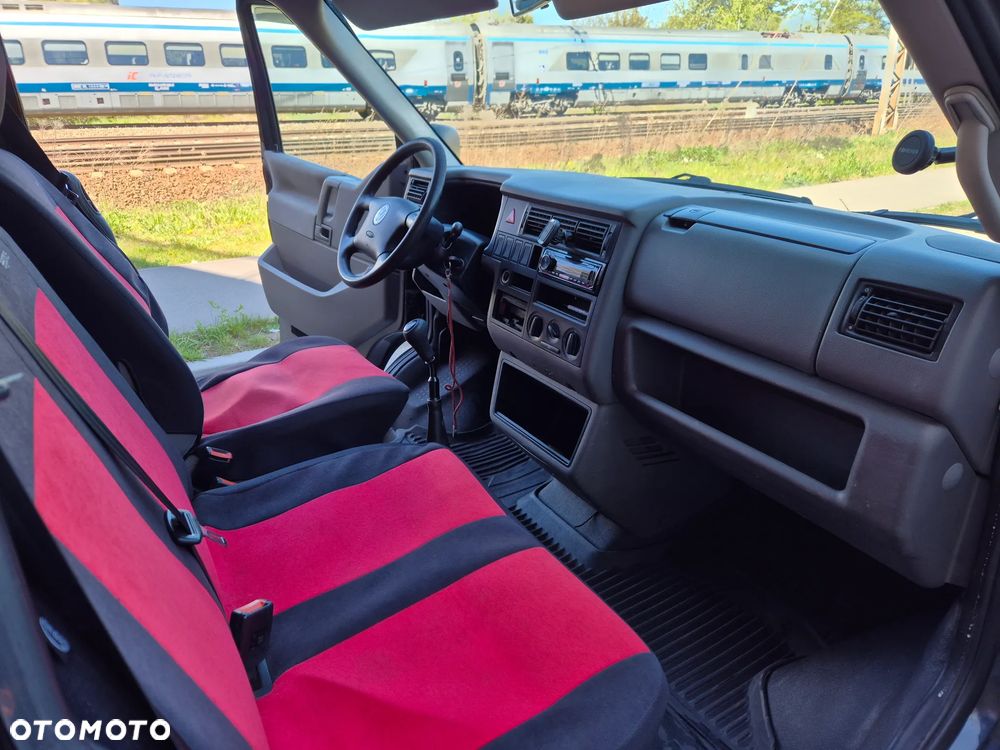 Volkswagen Transporter Standard - 23