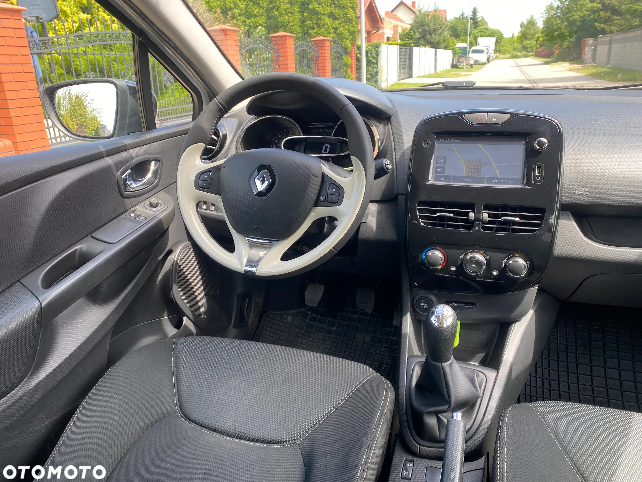 Renault Clio 0.9 Energy TCe Limited EU6 - 14