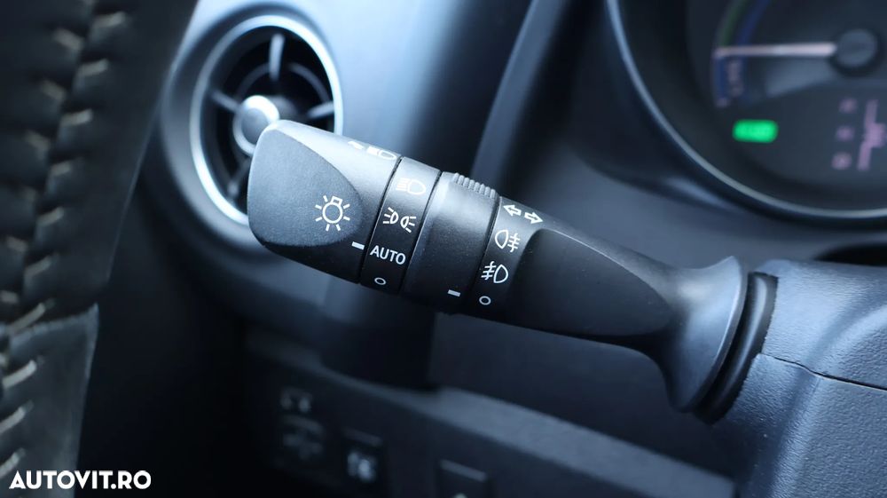 Toyota Auris - 19