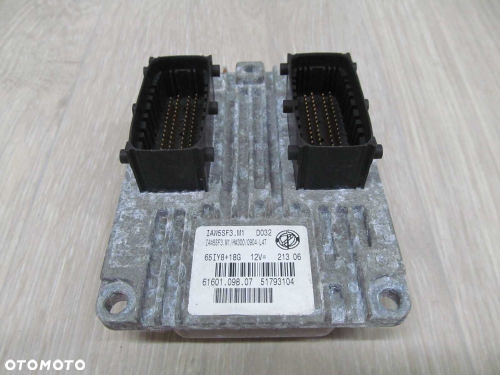 FIAT 500 GRANDE PUNTO 1.2 KOMPUTER STEROWNIK 51793104 6160109807 5SF3.M1 - 1