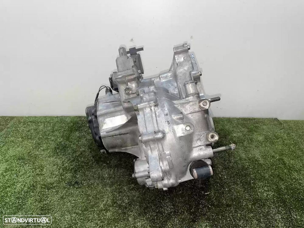 CAIXA VELOCIDADES SUZUKI SWIFT II FASTBACK 1999 -1562163 - 2