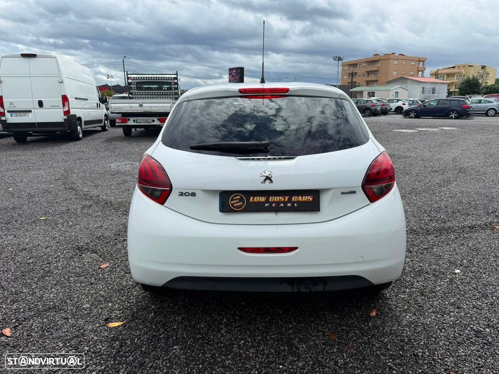 Peugeot 208 1.6 BlueHDi Style - 12