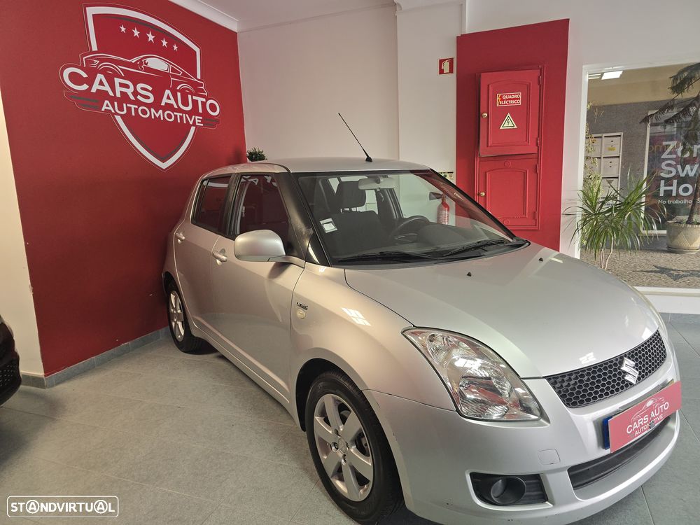 Suzuki Swift 1.3 DDiS GLX - 4