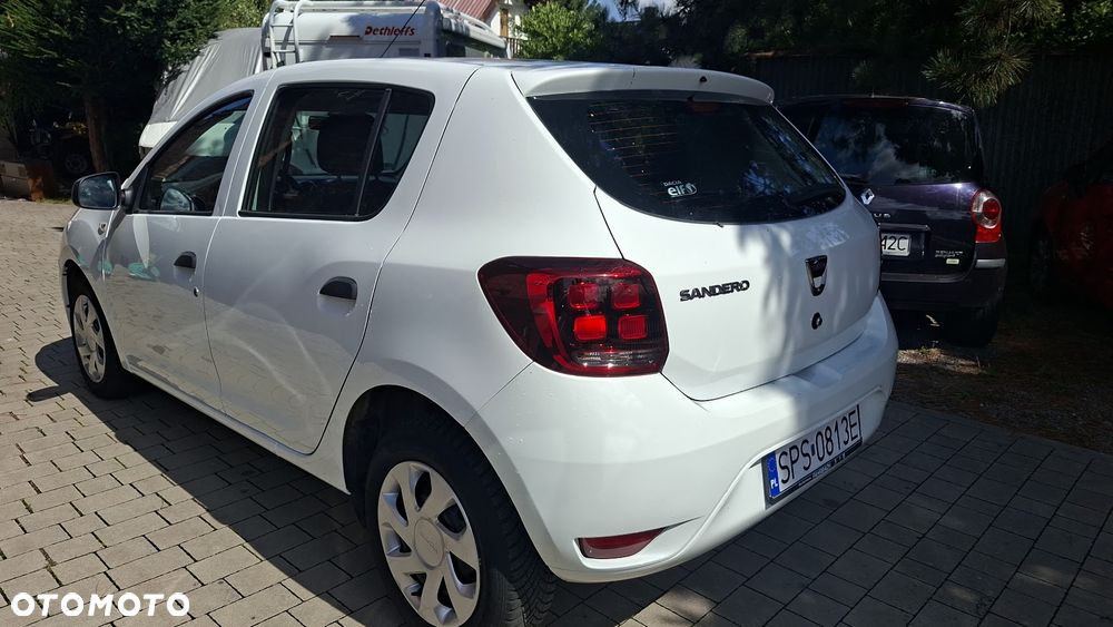 Dacia Sandero SCe 75 Essential - 4