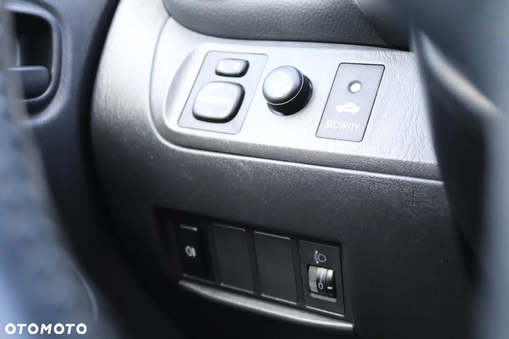 Toyota RAV4 4x4 Sol - 38