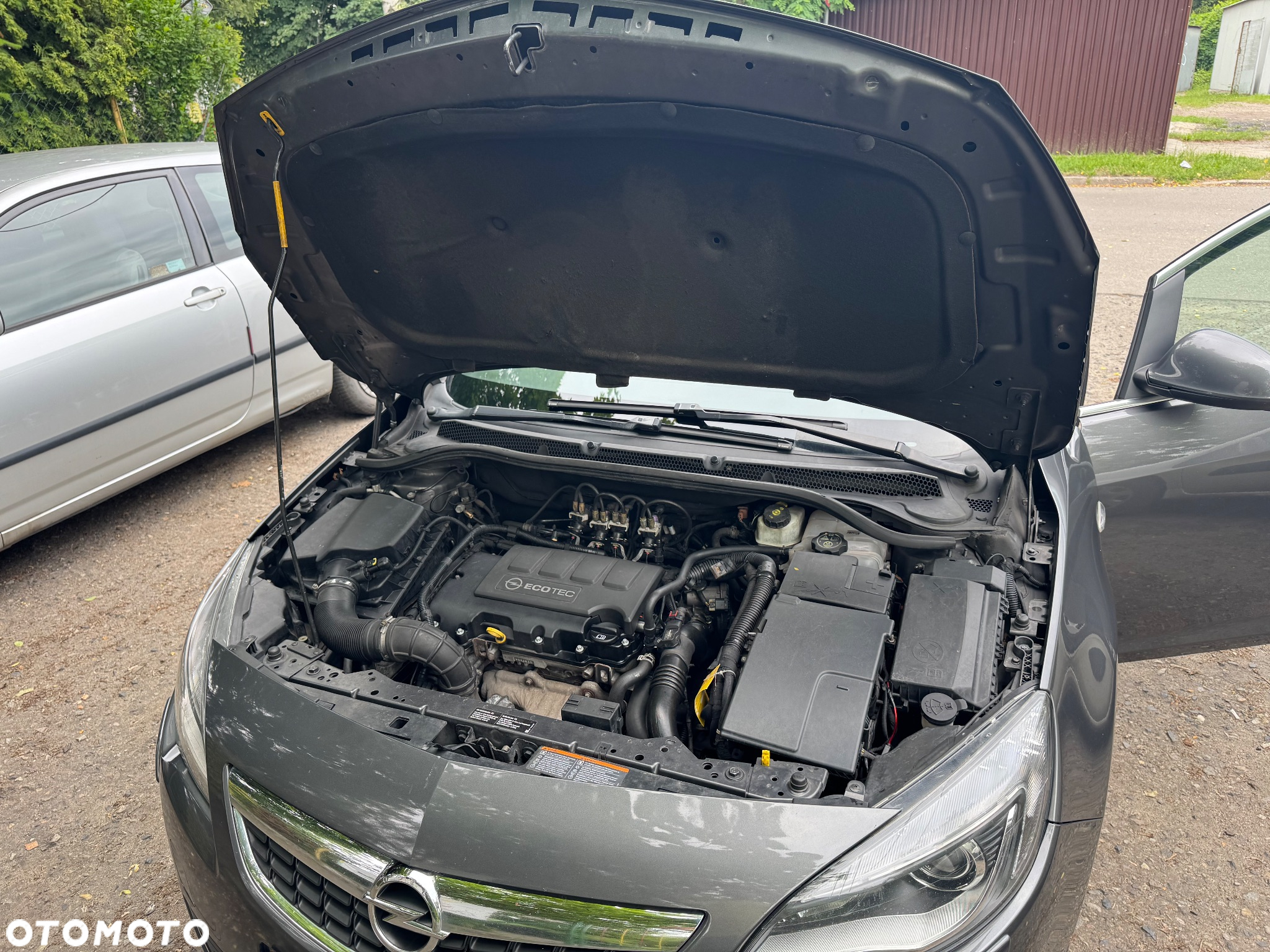 Opel Astra IV 1.4 T Cosmo - 6