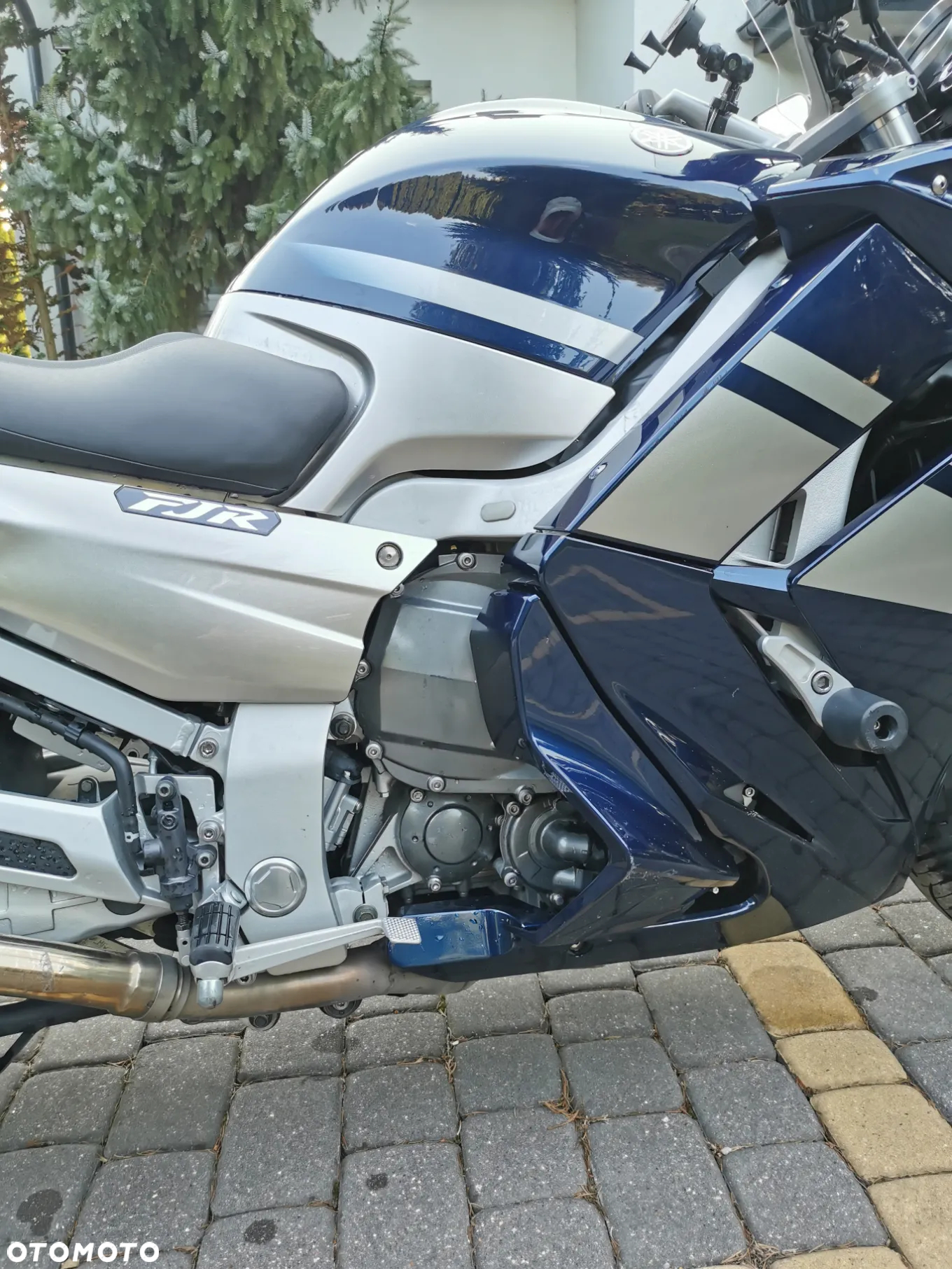 Yamaha FJR - 6