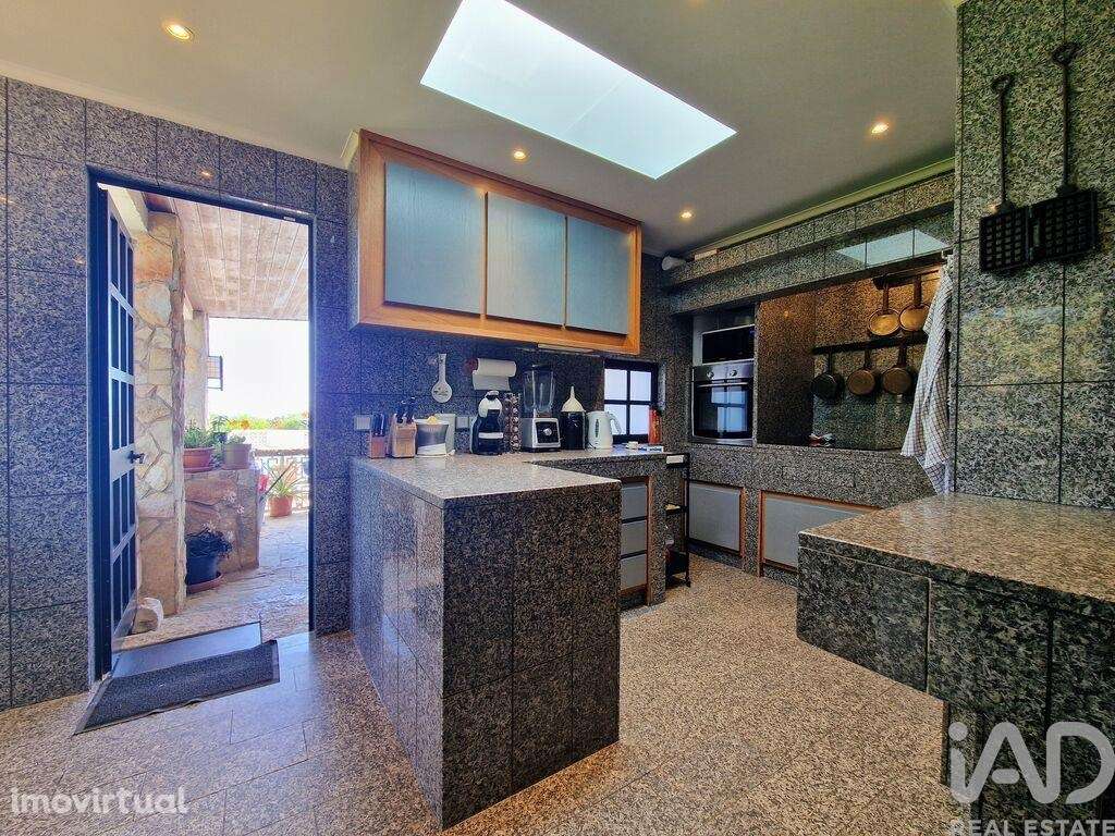 Casa de Campo em Santa Bárbara de Nexe de 265 m2 - Grande imagem: 3/4