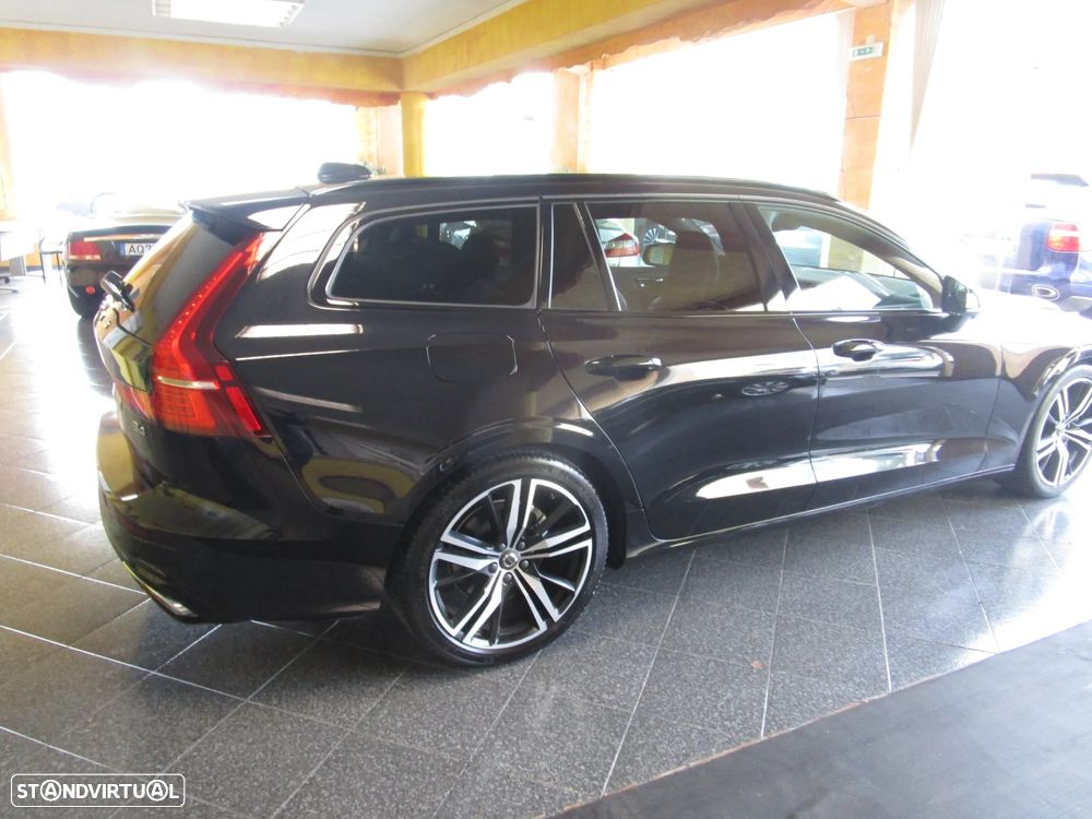 Volvo V60 2.0 D4 R-Design Geartronic - 5
