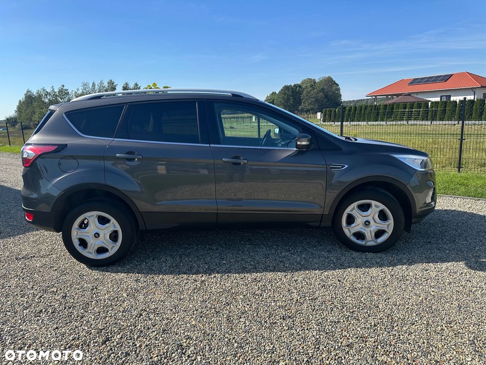 Ford Kuga - 4