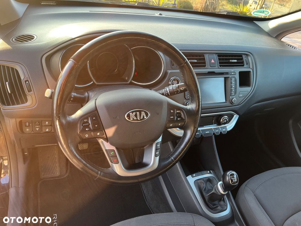 Kia Rio 1.4 Platinum Edition - 17