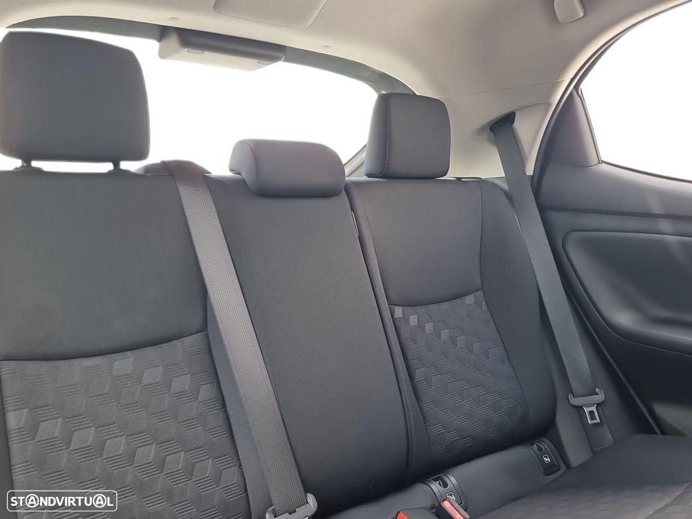 Toyota Yaris - 8