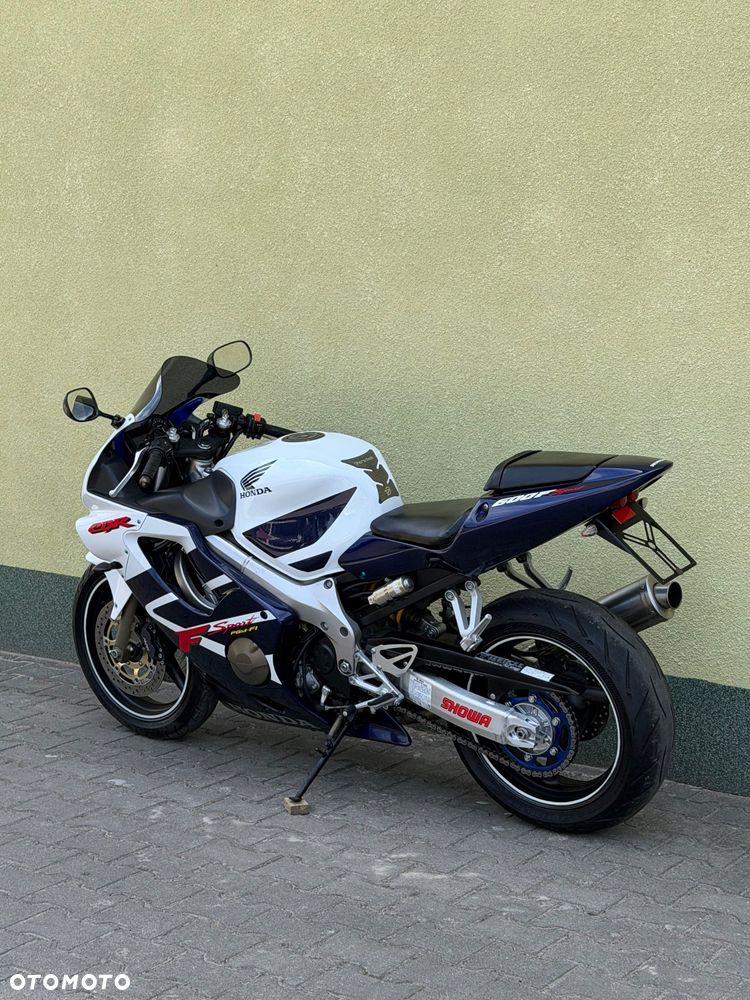 Honda CBR - 19