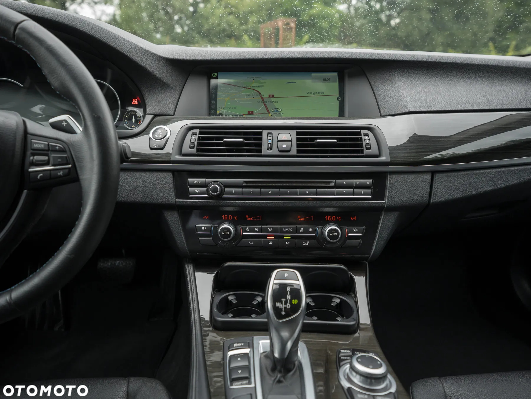 BMW Seria 5 525d Touring Sport-Aut Luxury Line - 23