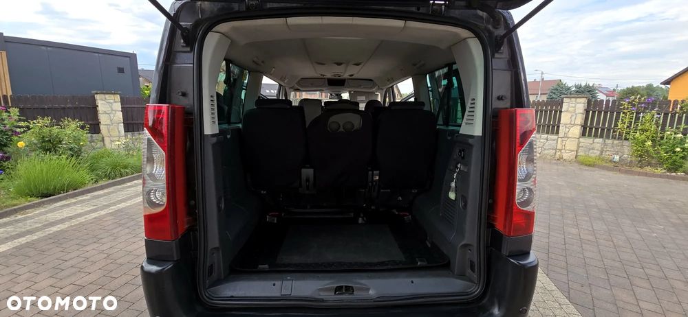 Citroën Jumpy Combi - 9