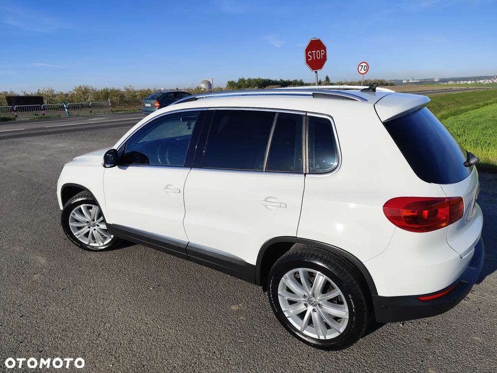 Volkswagen Tiguan 2.0 TDI DPF 4Motion BlueMotion Technology DSG Exclusive - 9