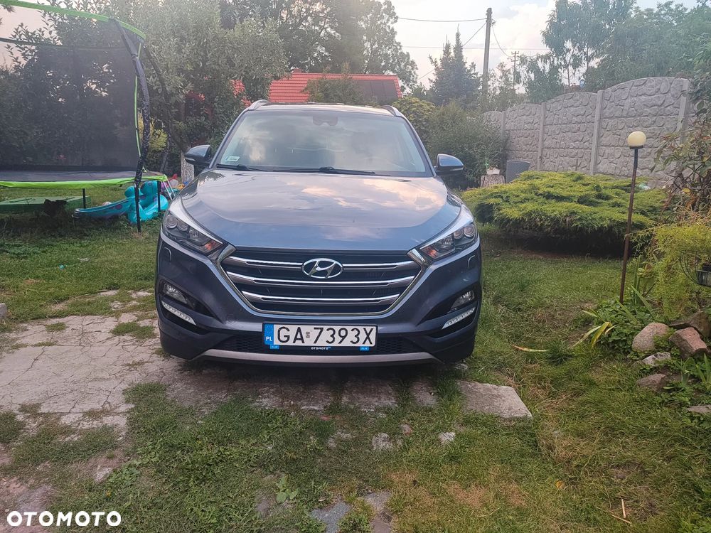 Hyundai Tucson 2.0 CRDI BlueDrive Style 2WD - 2