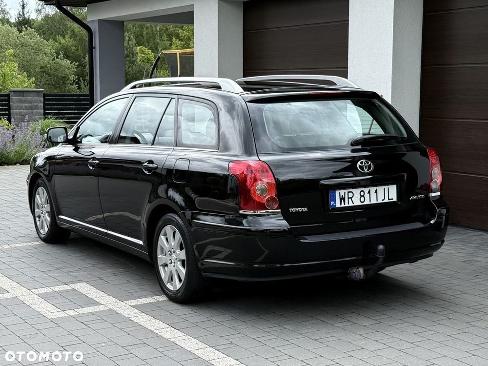 Toyota Avensis 1.8 VVT-i Combi - 5