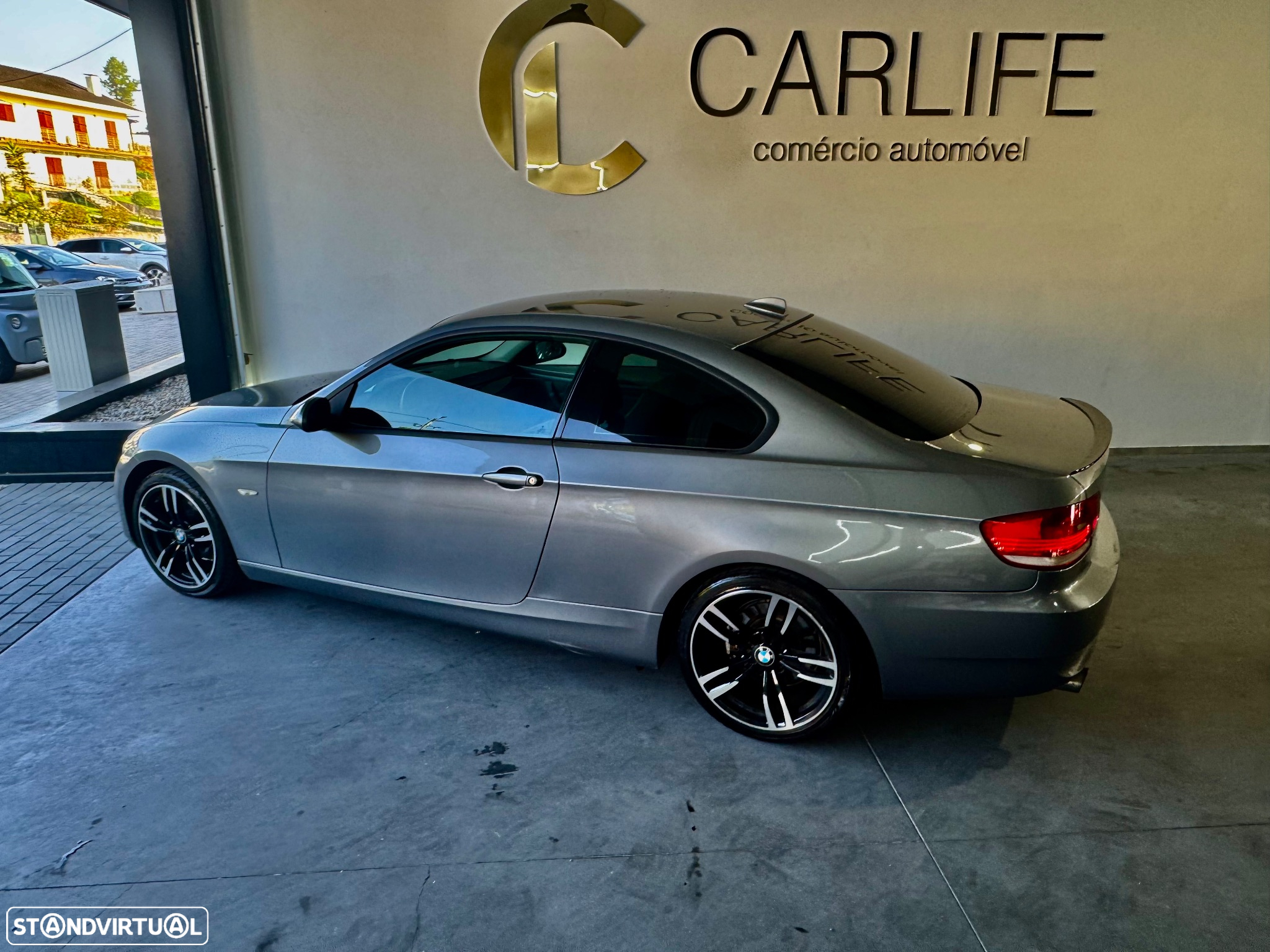 BMW 320 d Coupe - 12