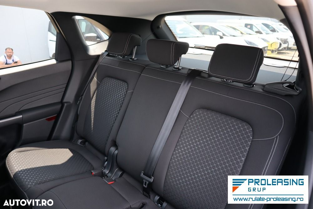 Ford Kuga - 13