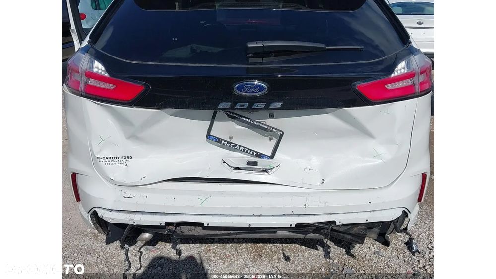 Ford Edge - 5