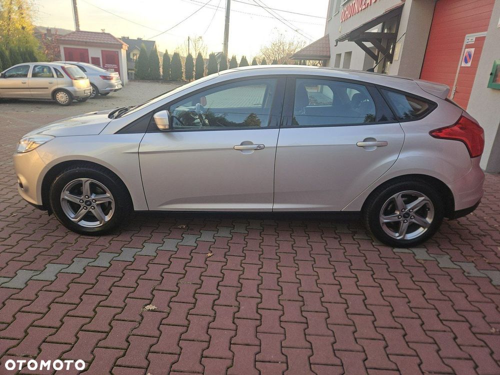 Ford Focus 1.6 Edition - 3