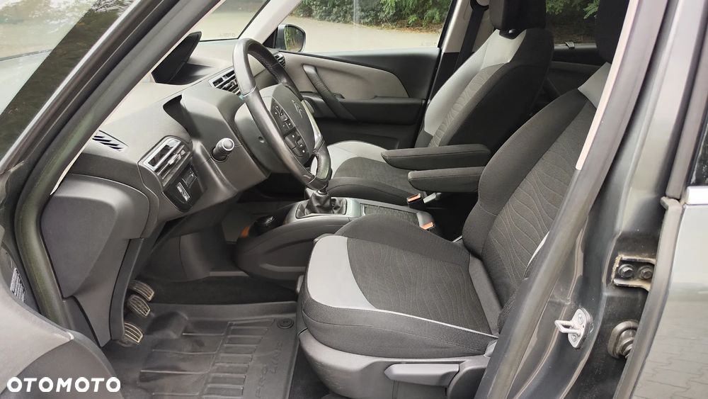 Citroën C4 Picasso 1.6 e-HDi Intensive - 19