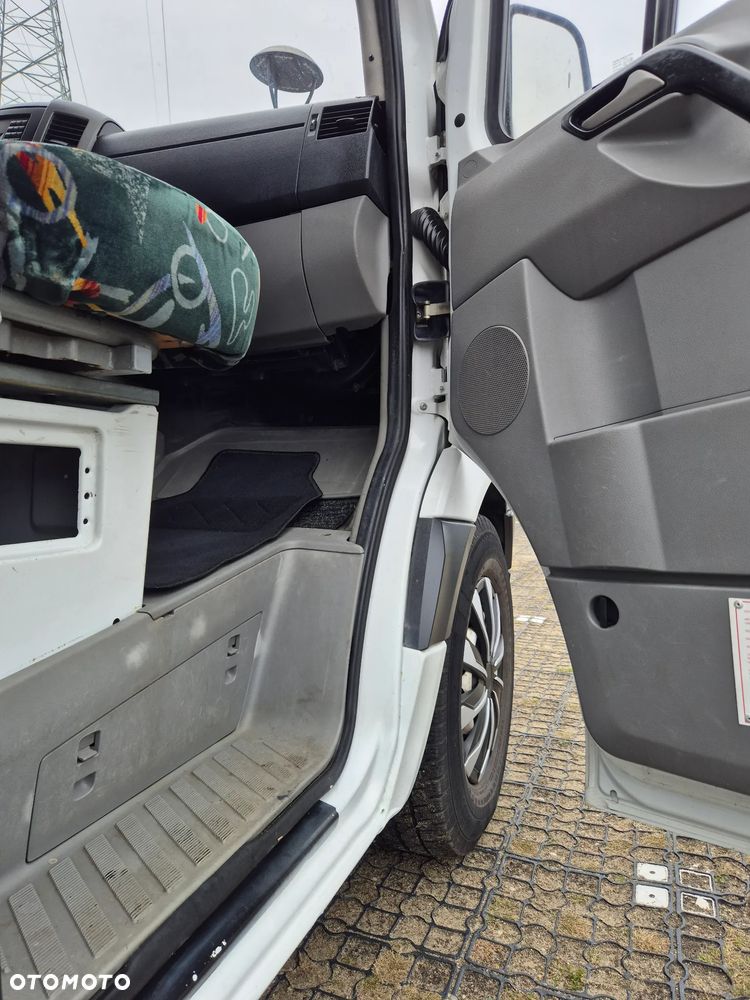 Mercedes-Benz Sprinter - 21