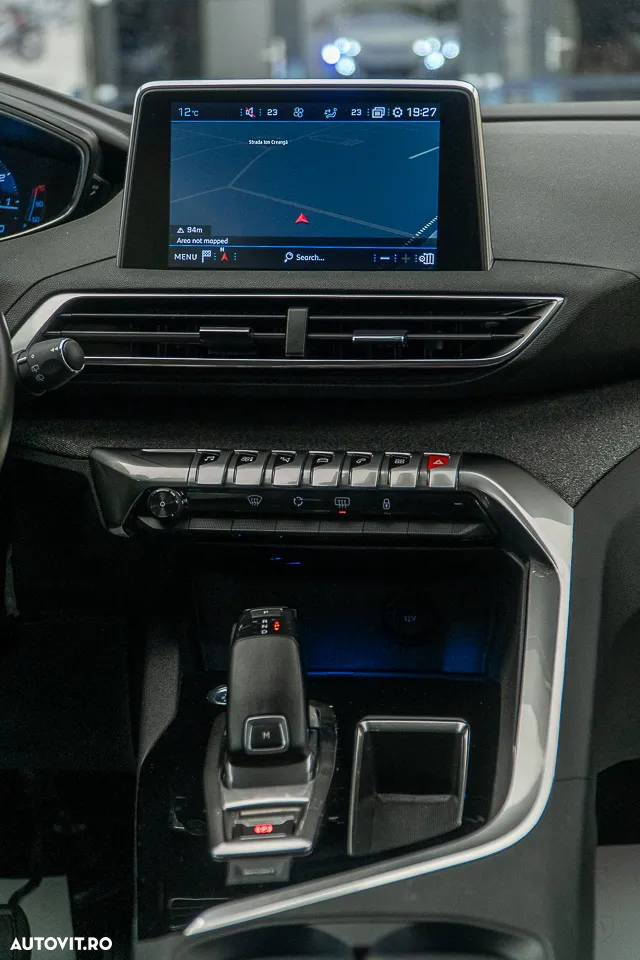 Peugeot 3008 1.2 PureTech S&S EAT8 Allure - 5