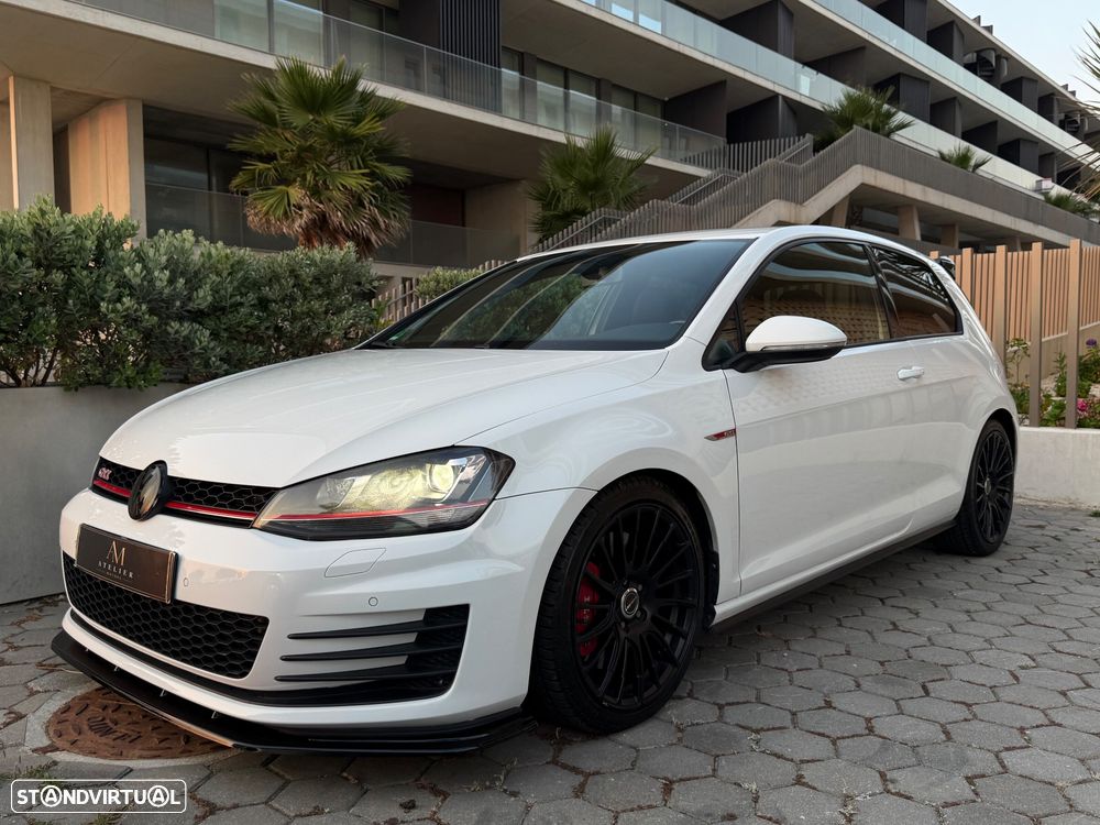 VW Golf GTI Performance BlueMotion DSG - 4