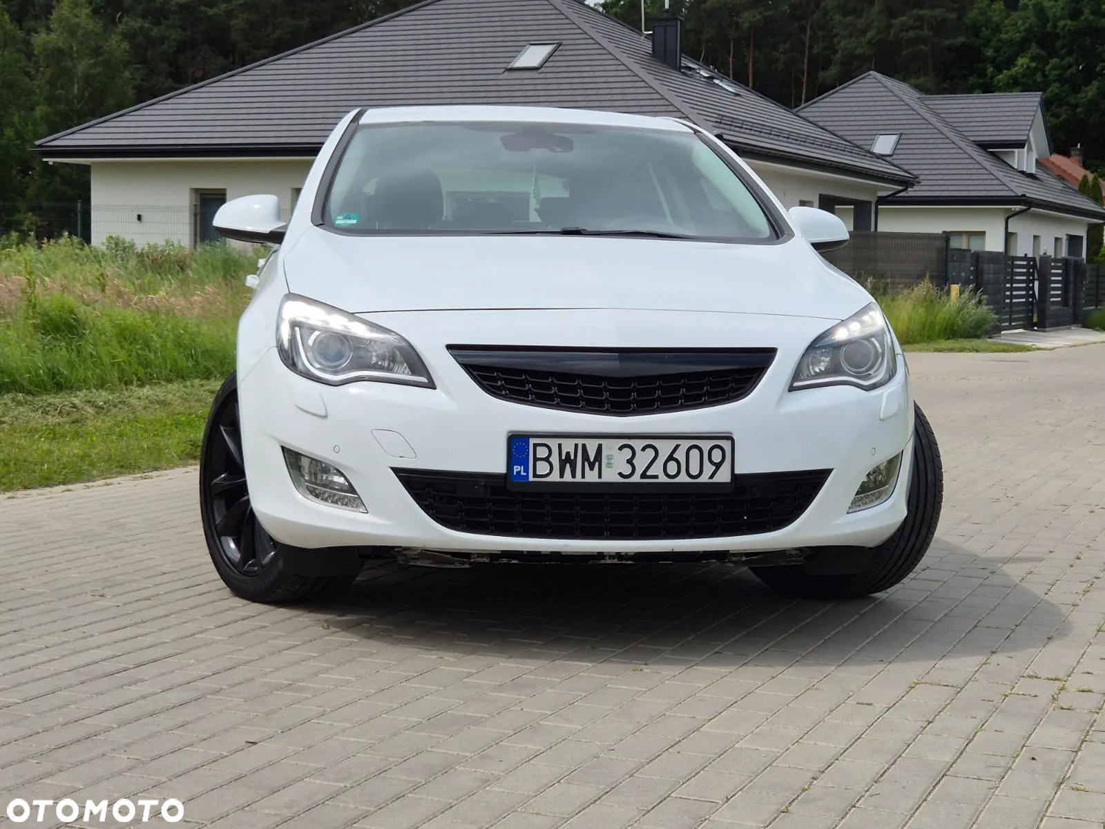 Opel Astra IV 2.0 CDTI Cosmo - 29