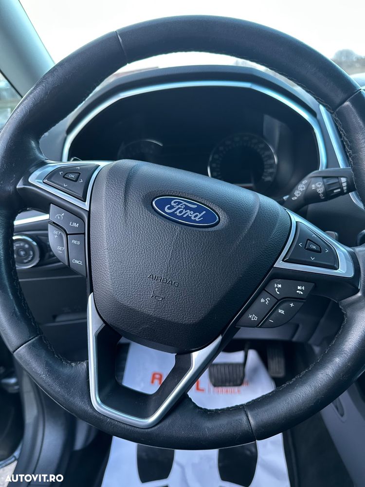 Ford Galaxy 2.0 TDCi Powershift Titanium - 29