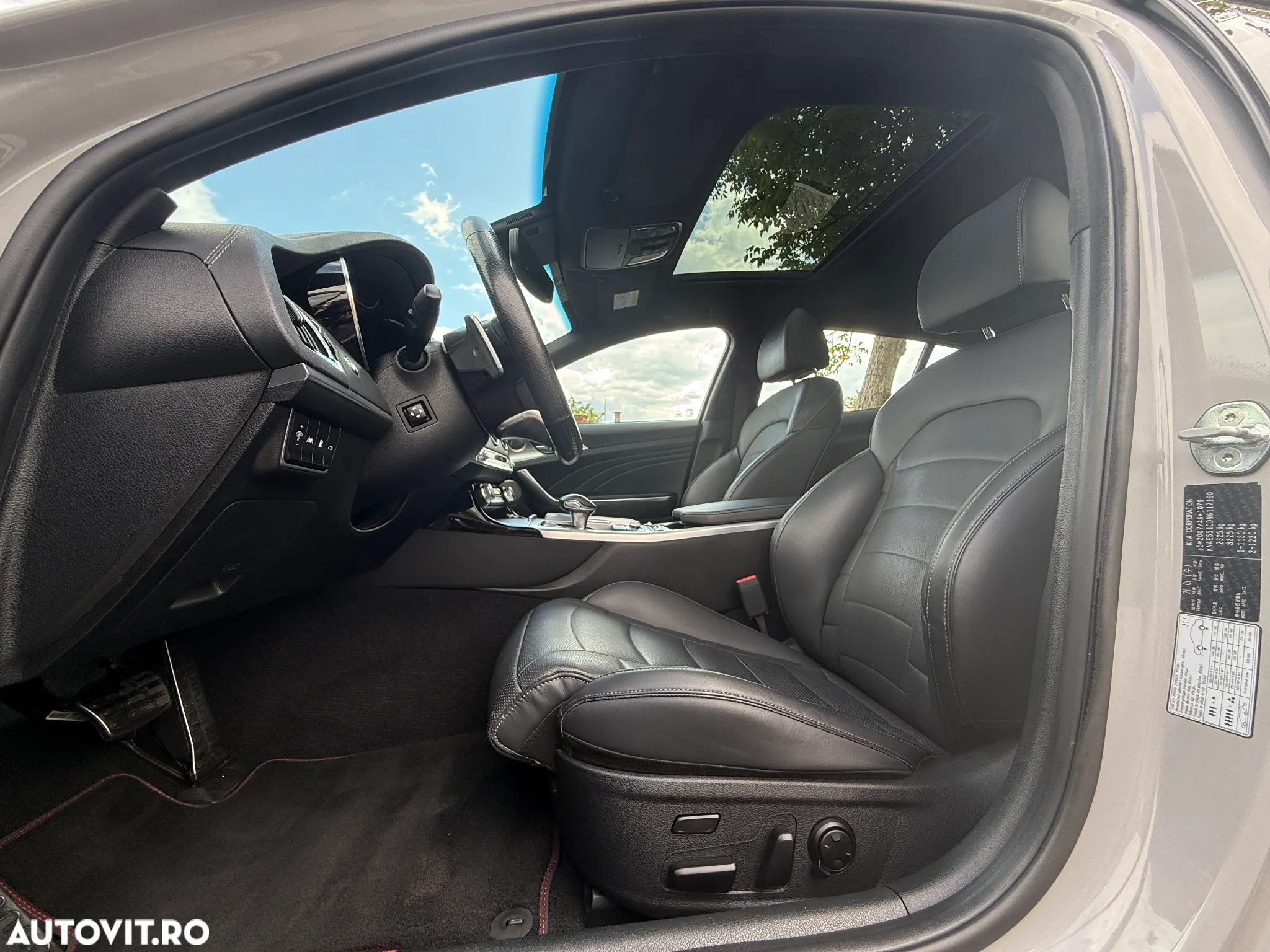 Kia Stinger 3.3 T-GDI AWD OPF GT - 18
