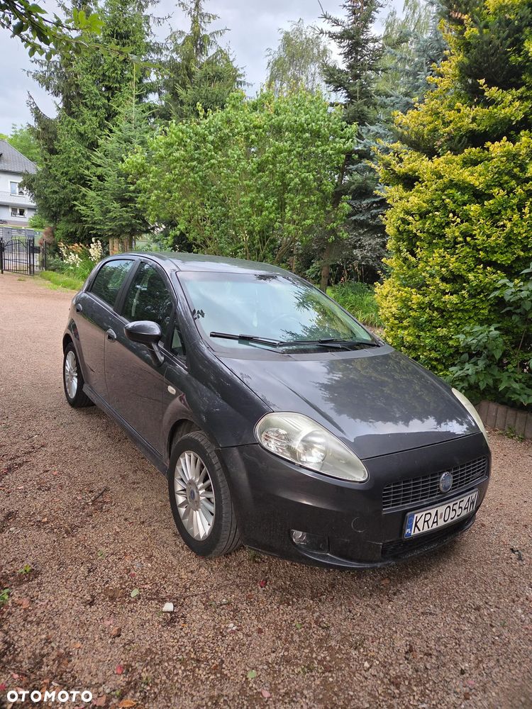 Fiat Punto 1.4 16V Dynamic - 1