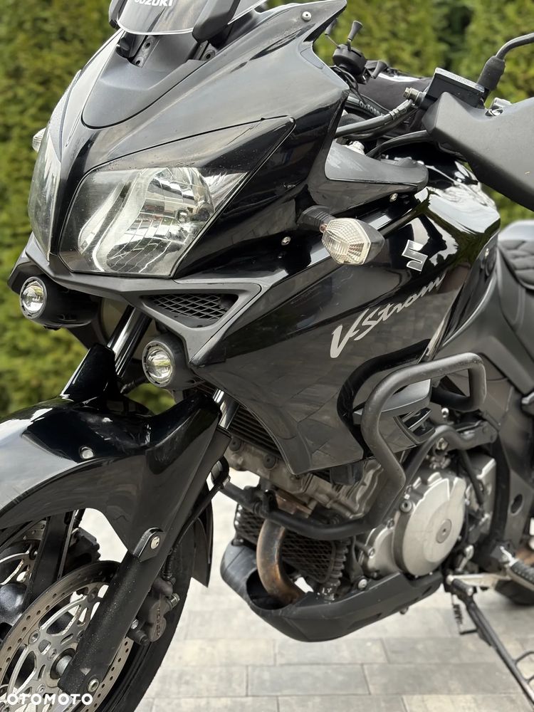 Suzuki V-STROM - 11