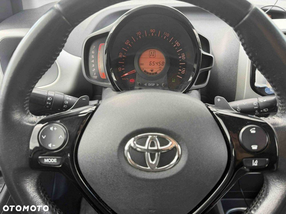 Toyota Aygo - 16