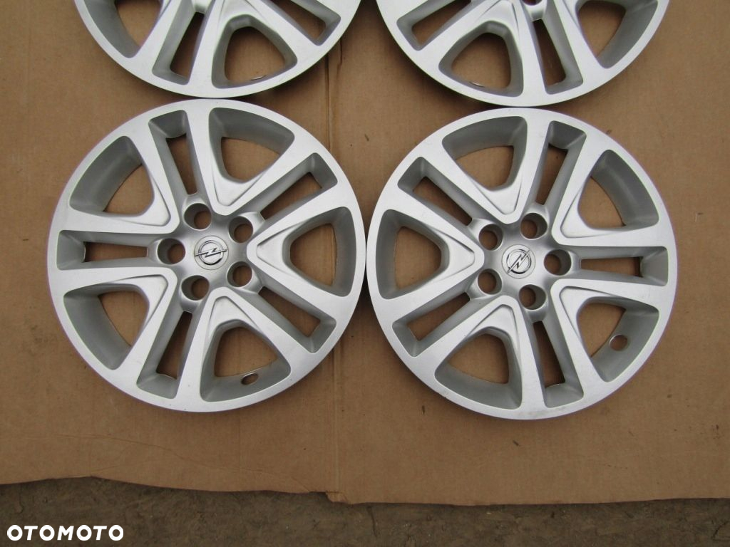 1x Kołpak Strukturalny 16 Opel Astra J IV  benzyna  K V Mokka 5x105 - 7