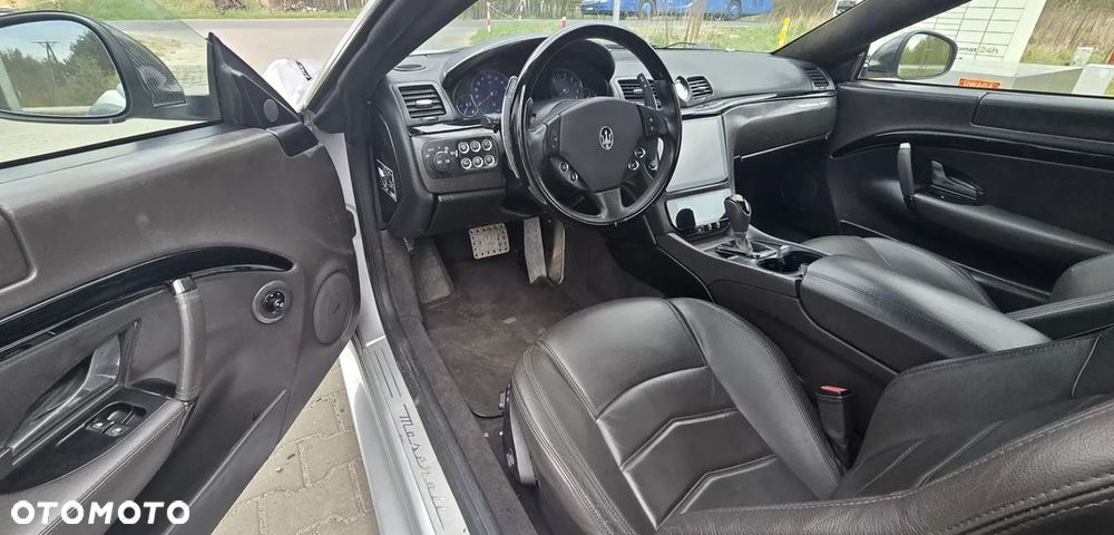 Maserati GranTurismo MC - 6