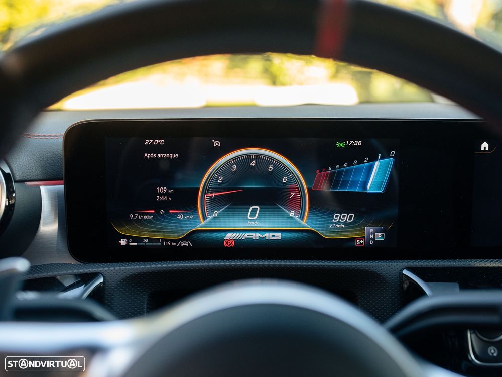 Mercedes-Benz CLA 35 AMG 4Matic - 23