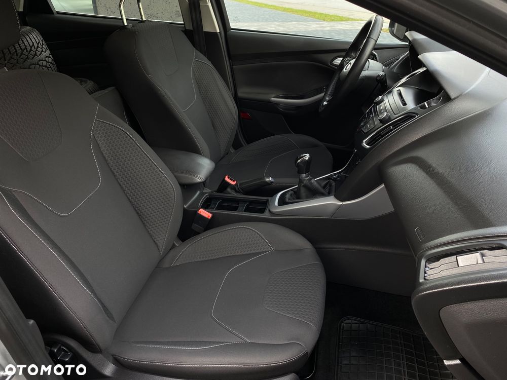 Ford Focus 1.6 Gold X - 30
