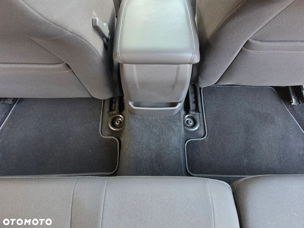 Ford Focus 2.0 TDCi Titanium ASS - 26